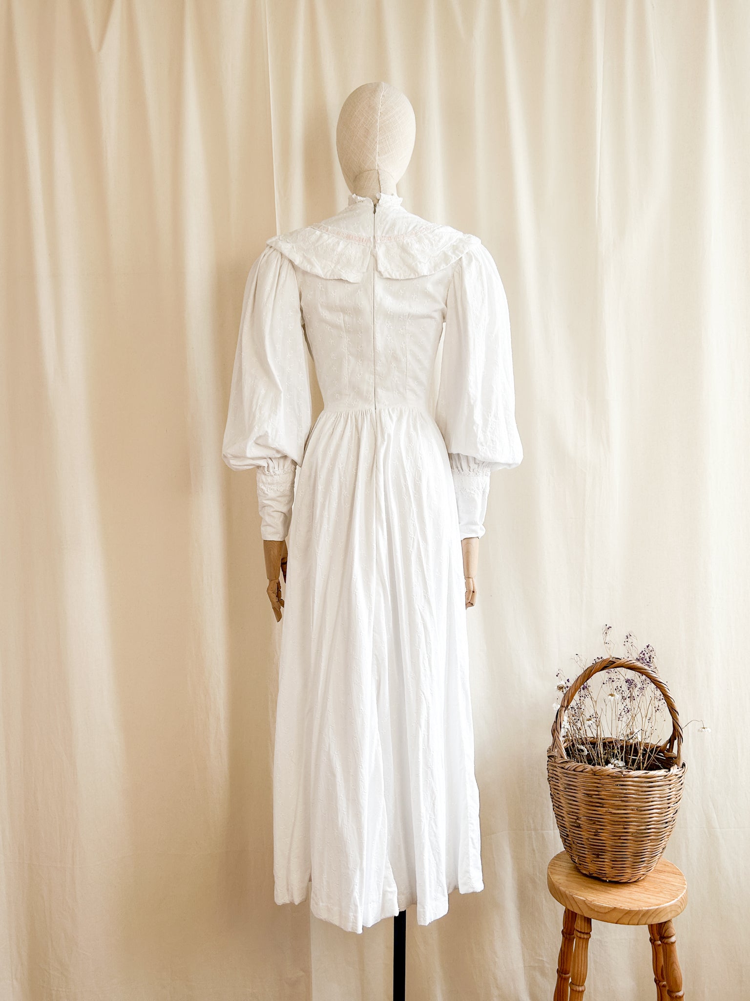 ワンピース Bette Dress - Milk Broderie Anglaise LTS Tall Women's White Broderie Anglaise Maxi Shirt Dress