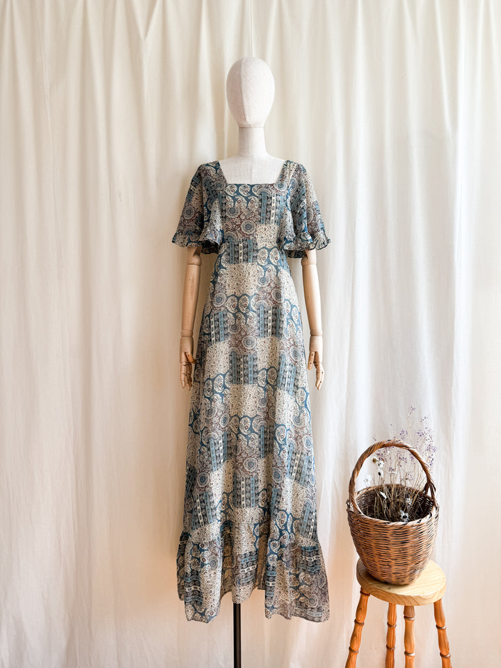 Insanely Beautiful Delicate Cotton 70s Bohemian Maxi Dress