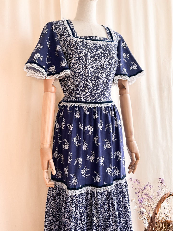 Stunning navy cotton floral prairie dress