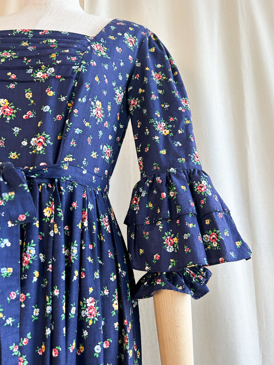 Breathtakingly Beautiful Rare 1970s Floral Cotton Navy Prairie Dress