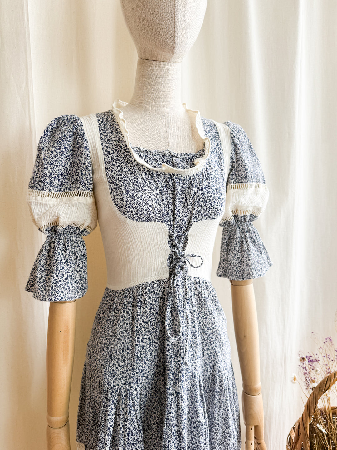 Stunning Rare 70s Cheesecloth Cotton Midi Dress