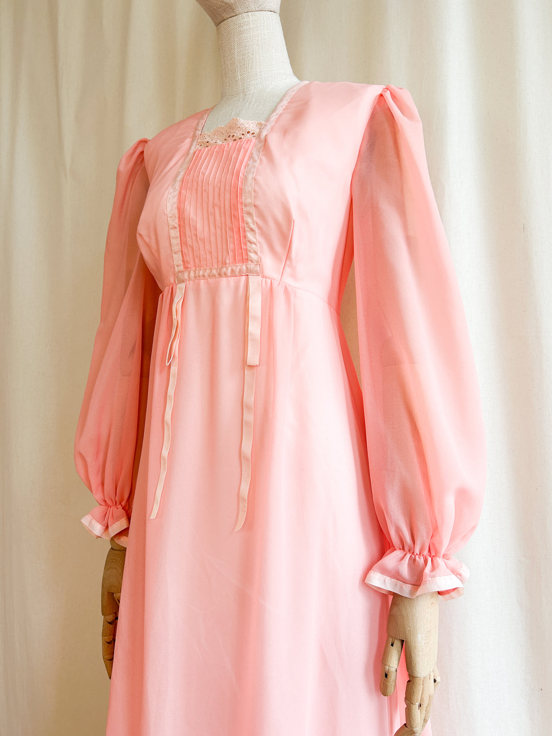 The Rouge ~ the prettiest 70s peach chiffon maxi dress