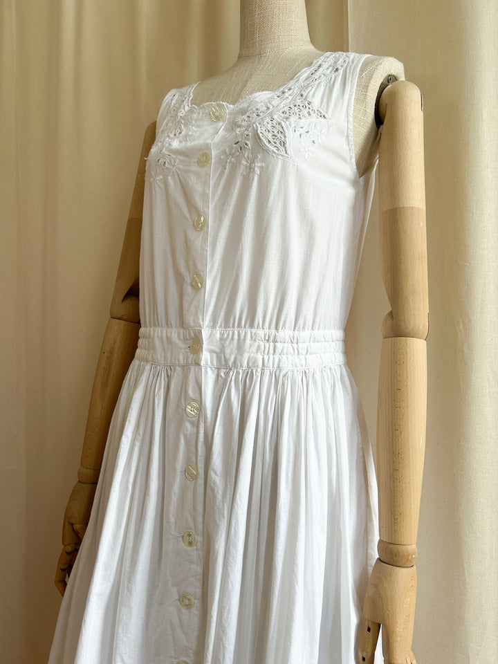 Beautiful 80s Embroidered White Cotton Midi Dress