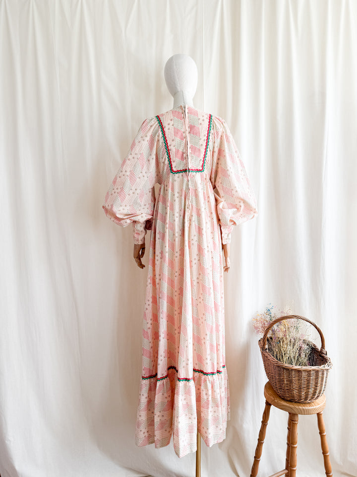 Stunning Holy Grail Rare 70s Handmade Cotton Billowing Sleeve Maxi Dress