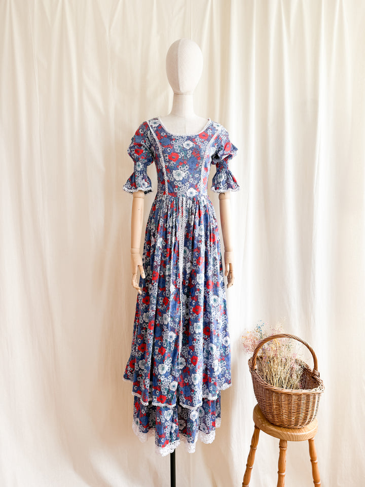 Incredible Rare Precious 1970s Unlabelled Laura Ashley Cotton Maxi Dress