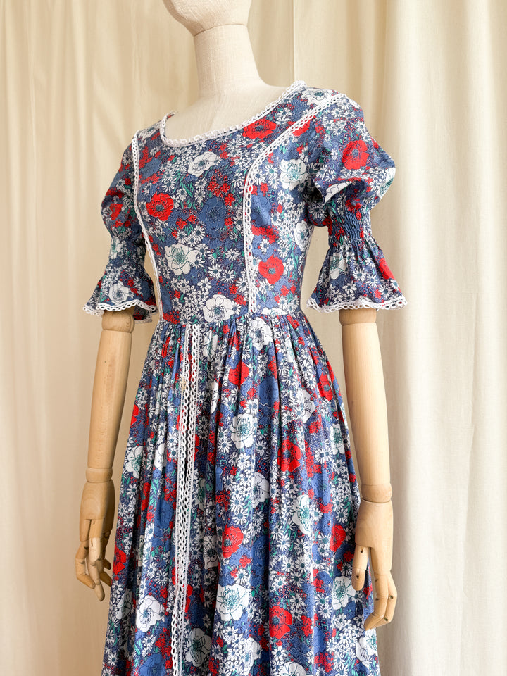 Incredible Rare Precious 1970s Unlabelled Laura Ashley Cotton Maxi Dress