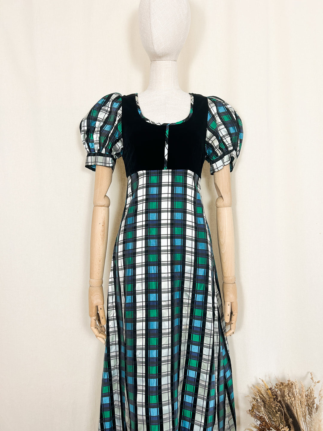 The Hopetoun ~ precious rare late 60s early 70s Marion Donaldson maxi dress