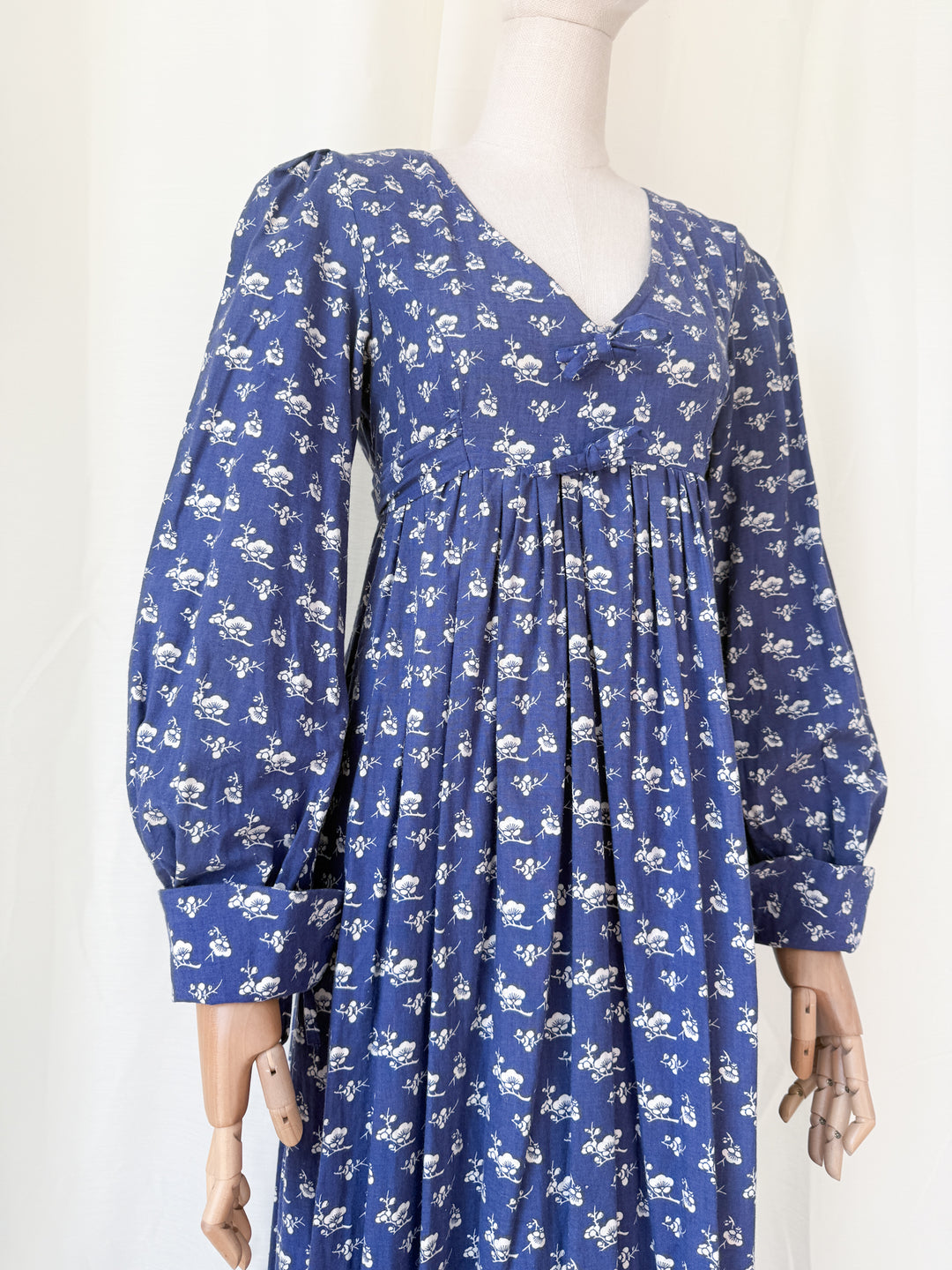 Breathtaking Precious Rare Divine 1970s Laura Ashley Cotton Maxi Dress