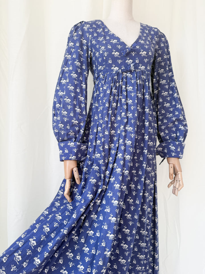 Breathtaking Precious Rare Divine 1970s Laura Ashley Cotton Maxi Dress