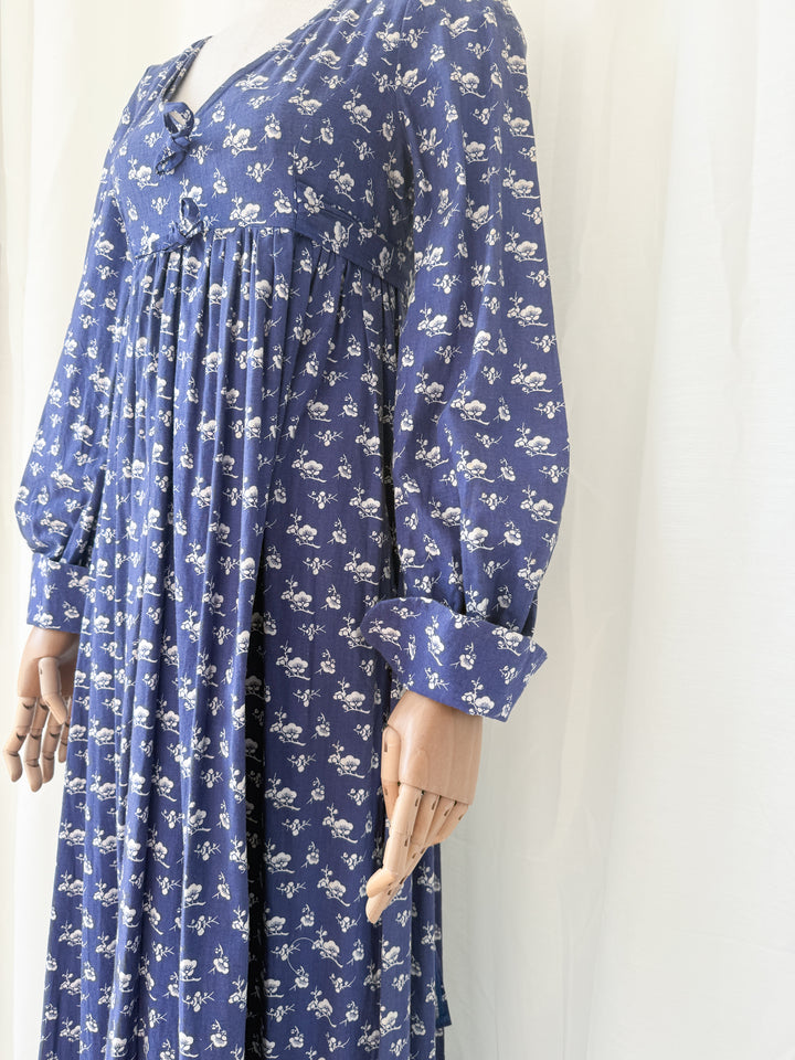 Breathtaking Precious Rare Divine 1970s Laura Ashley Cotton Maxi Dress