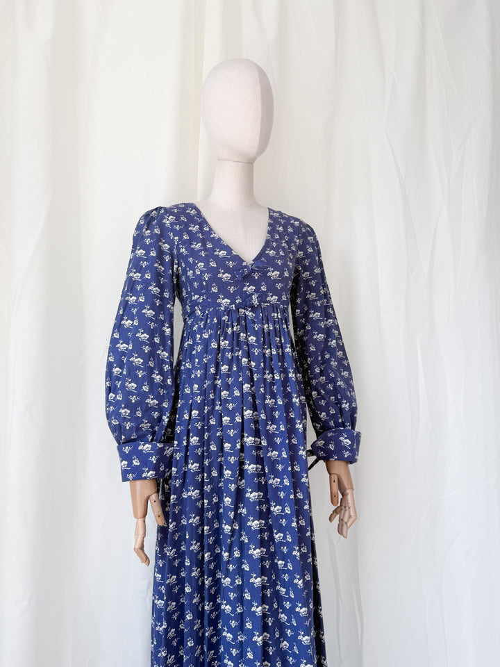 Breathtaking Precious Rare Divine 1970s Laura Ashley Cotton Maxi Dress