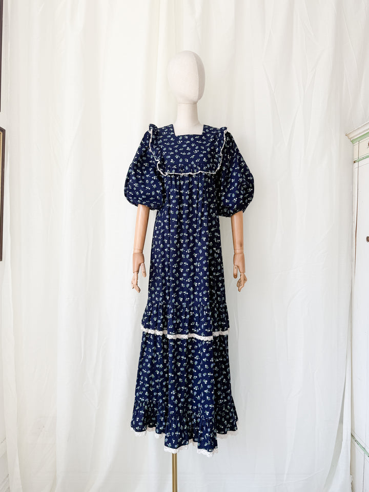 Beyond Beautiful Precious Rare 1970s Monet London Cotton Maxi Dress