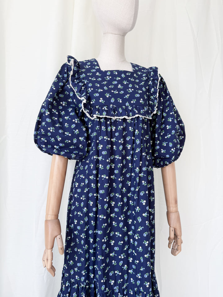 Beyond Beautiful Precious Rare 1970s Monet London Cotton Maxi Dress