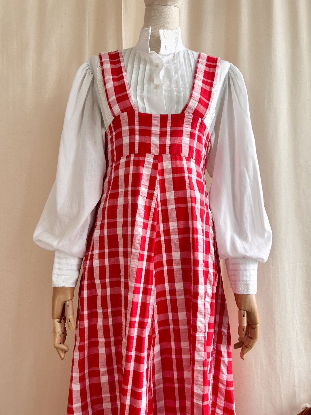 Insanely Cool 70s Seersucker Cotton Pinafore Dress