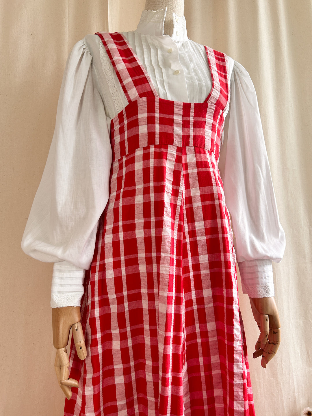 Insanely Cool 70s Seersucker Cotton Pinafore Dress