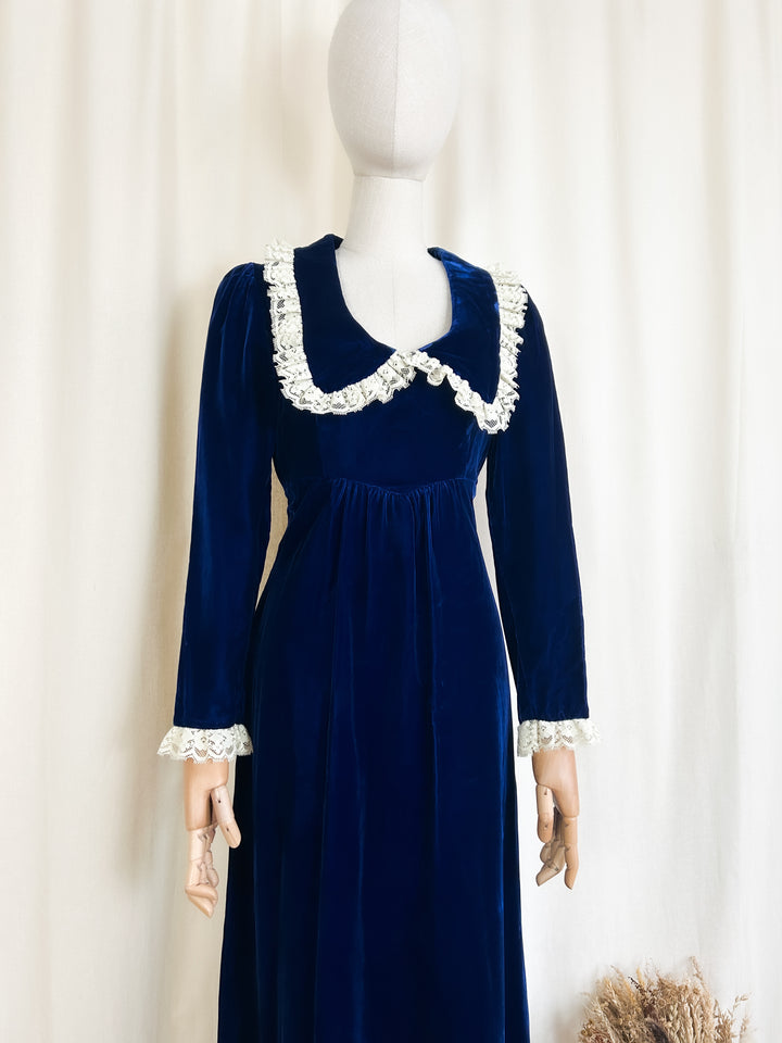 The Mystique ~ precious holy grail rare 70s blue velvet maxi dress