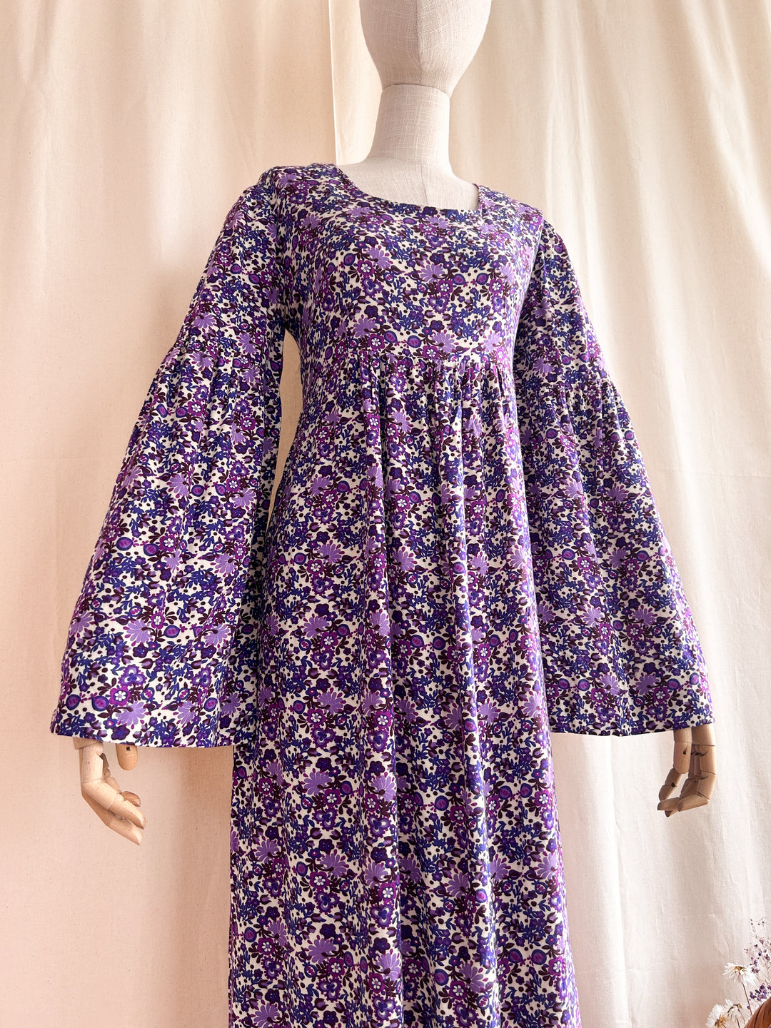 Amethyst ~ Gorgeous Handmade Flared Sleeve 1970s Cotton Bohemian Dress