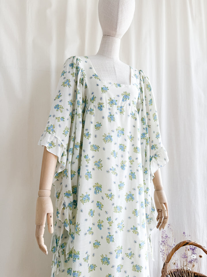 Incredibly Beautiful 70s Floral Cotton Angel Sleeve Maxi Dress