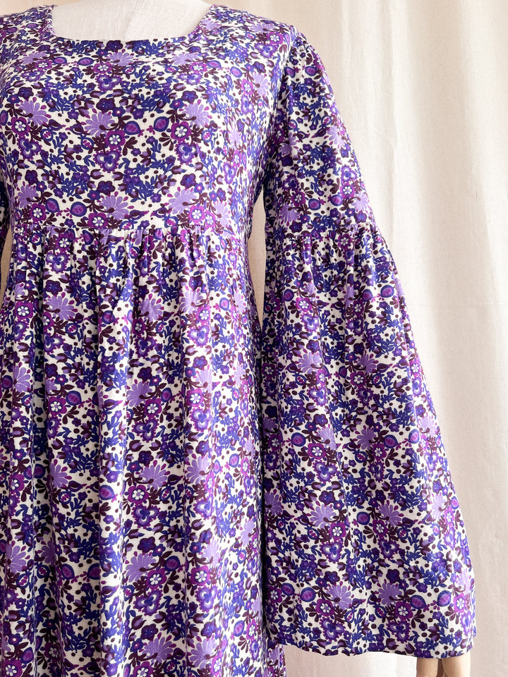 Amethyst ~ Gorgeous Handmade Flared Sleeve 1970s Cotton Bohemian Dress
