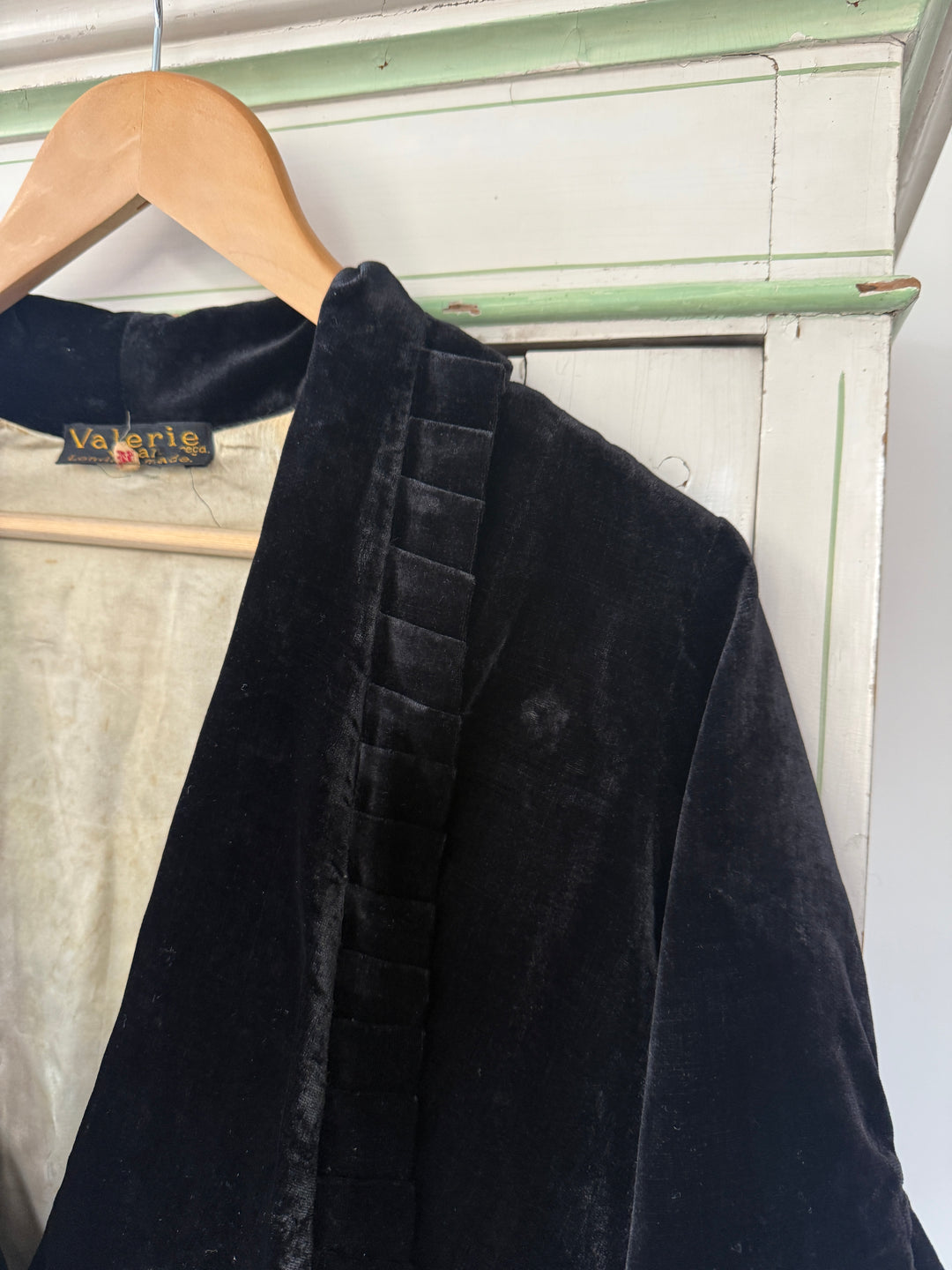 RARE 1930S SILK VELVET BLOUSE