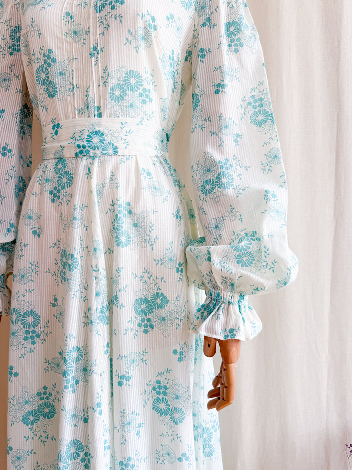 Stunning 70s Fine Cotton Floral Maxi Dress