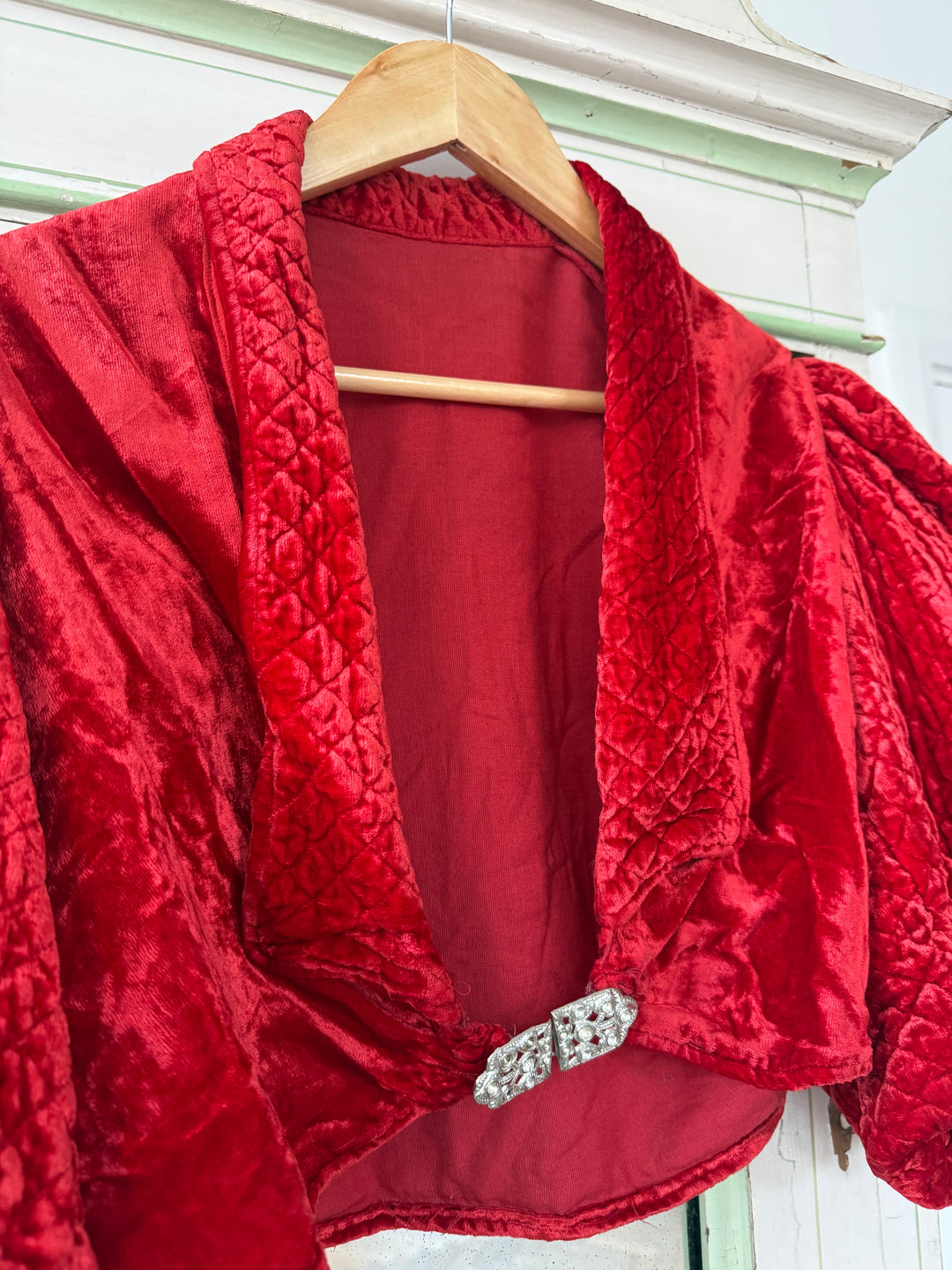 DIVINE 1930S RED SILK VELVET BOLERO JACKET
