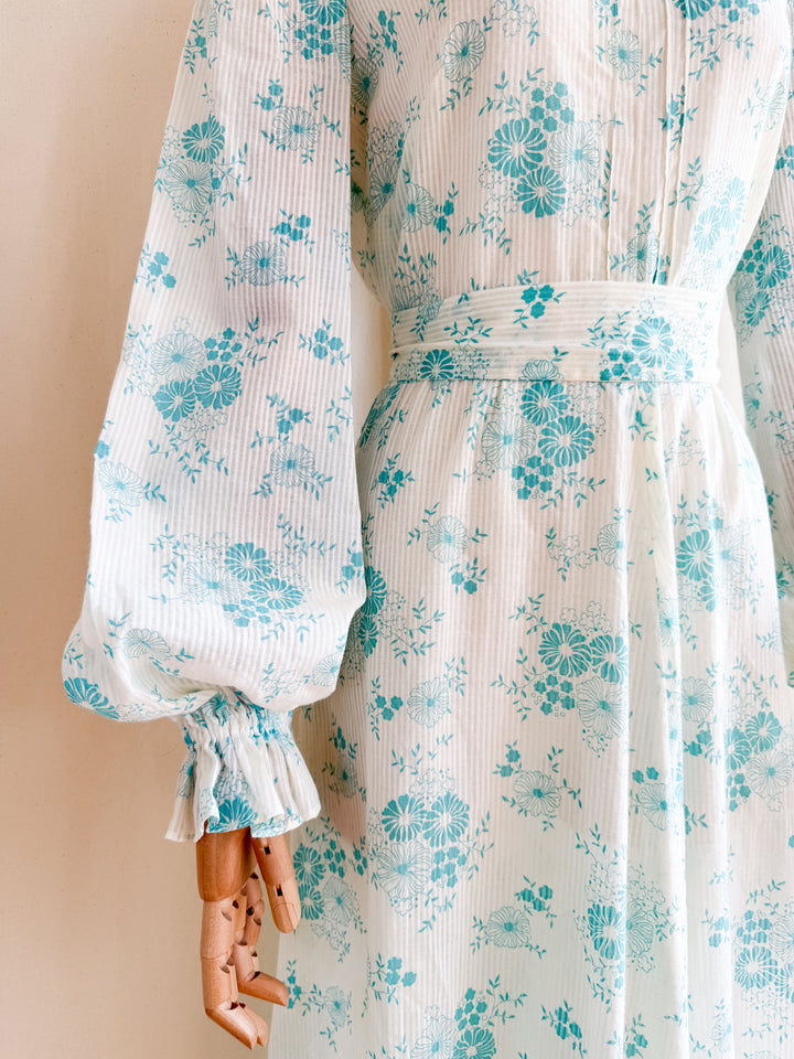 Stunning 70s Fine Cotton Floral Maxi Dress
