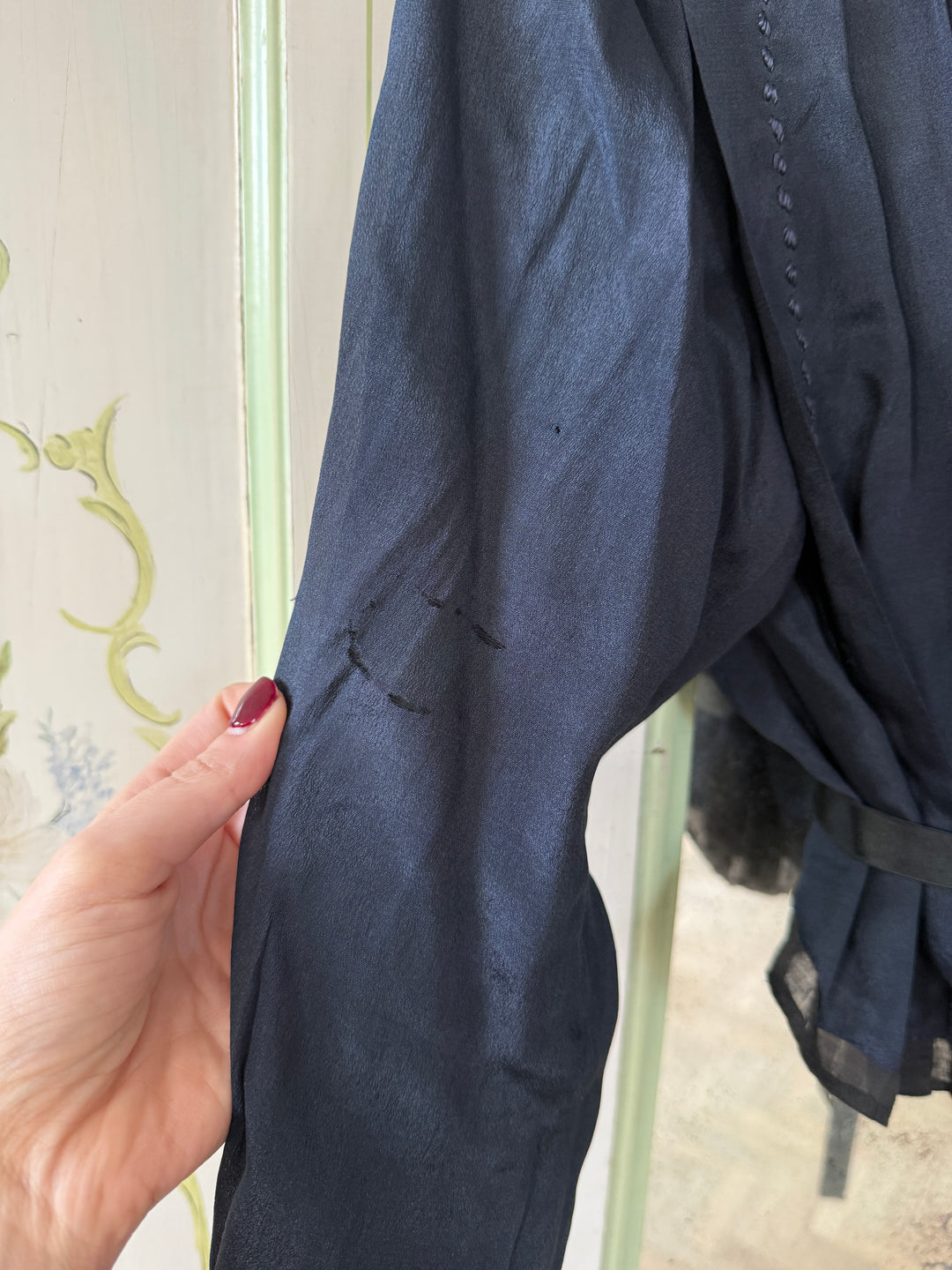 PRECIOUS LATE VICTORIAN SILK BLOUSE