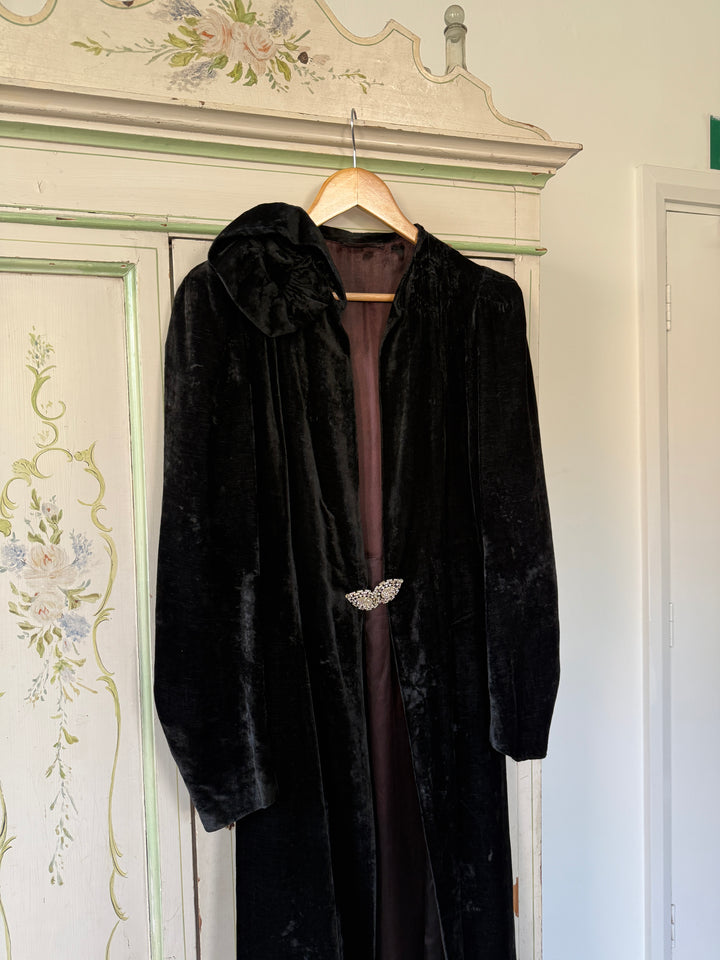 INCREDIBLE RARE 1930S SILK VELVET OPERA COAT