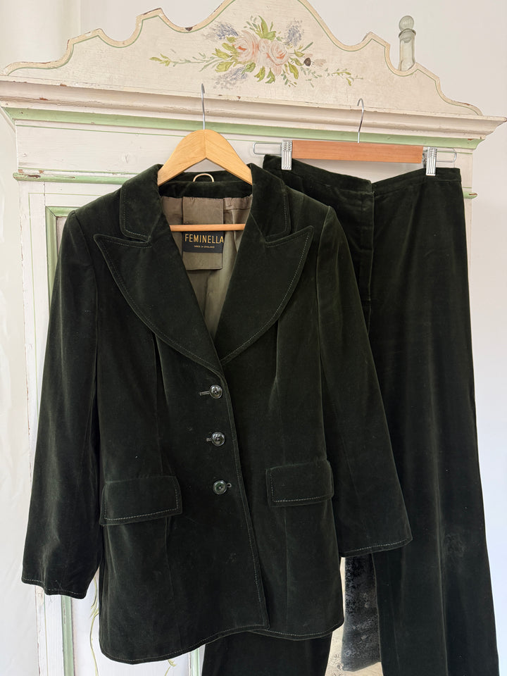 INSANE RARE 1970S FEMINELLA VELVET FLARED TROUSER SUIT