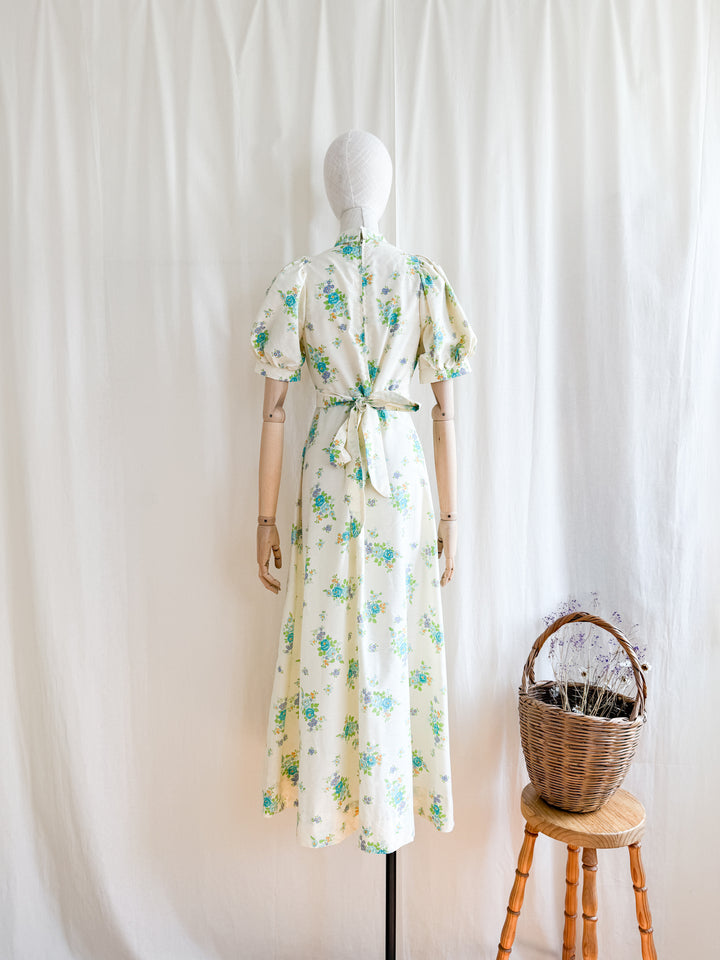 Gorgeous 70s Fine Cotton Puff Sleeve Floral Maxi Dress