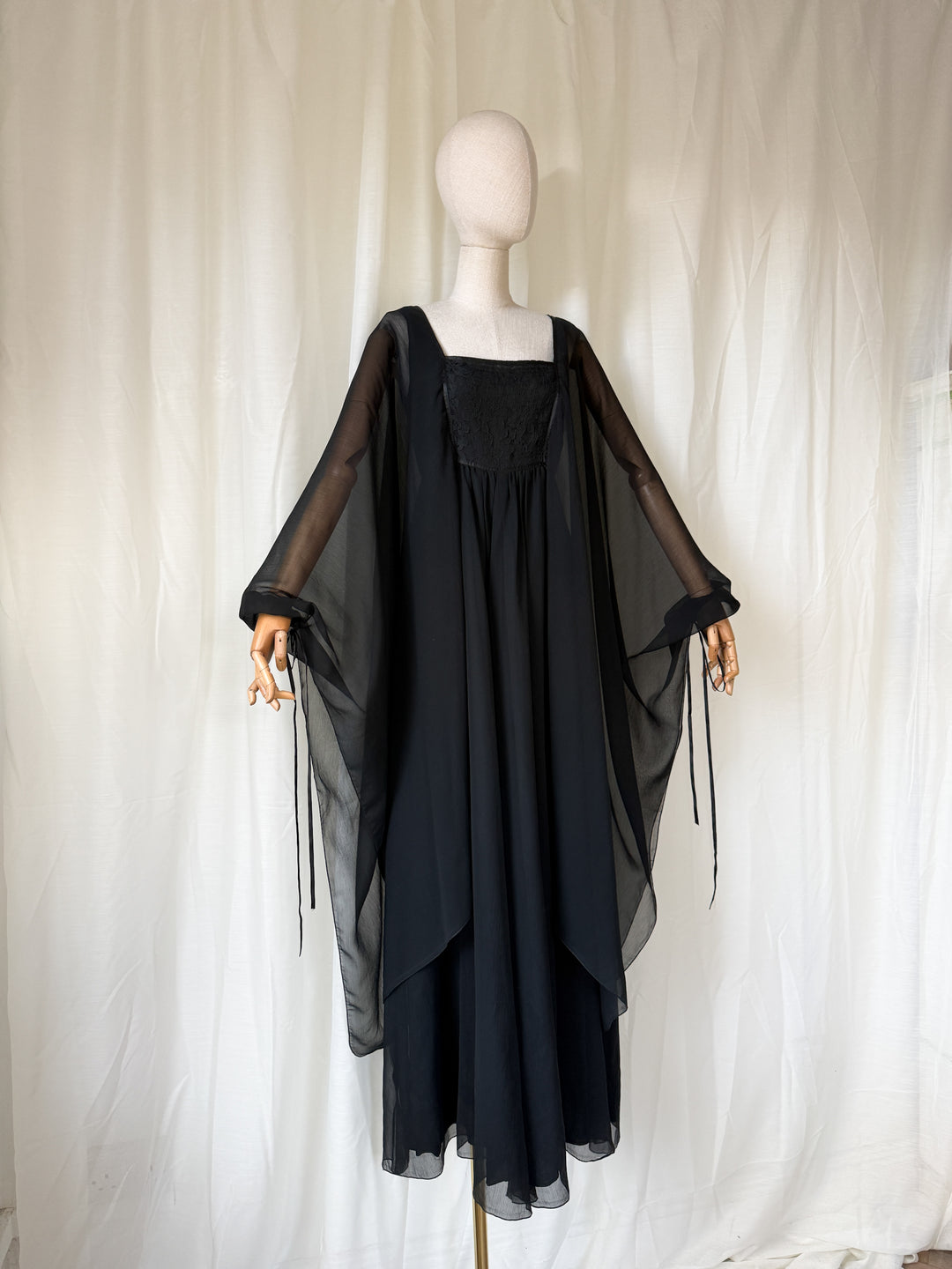 DIVINE RARE 1970S WALLIS CHIFFON KAFTAN MAXI DRESS