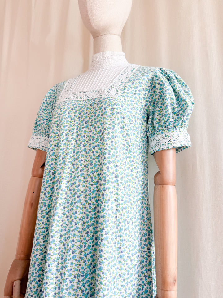 Insane 70s Floral Cotton Crochet Trim Smock Maxi Dress