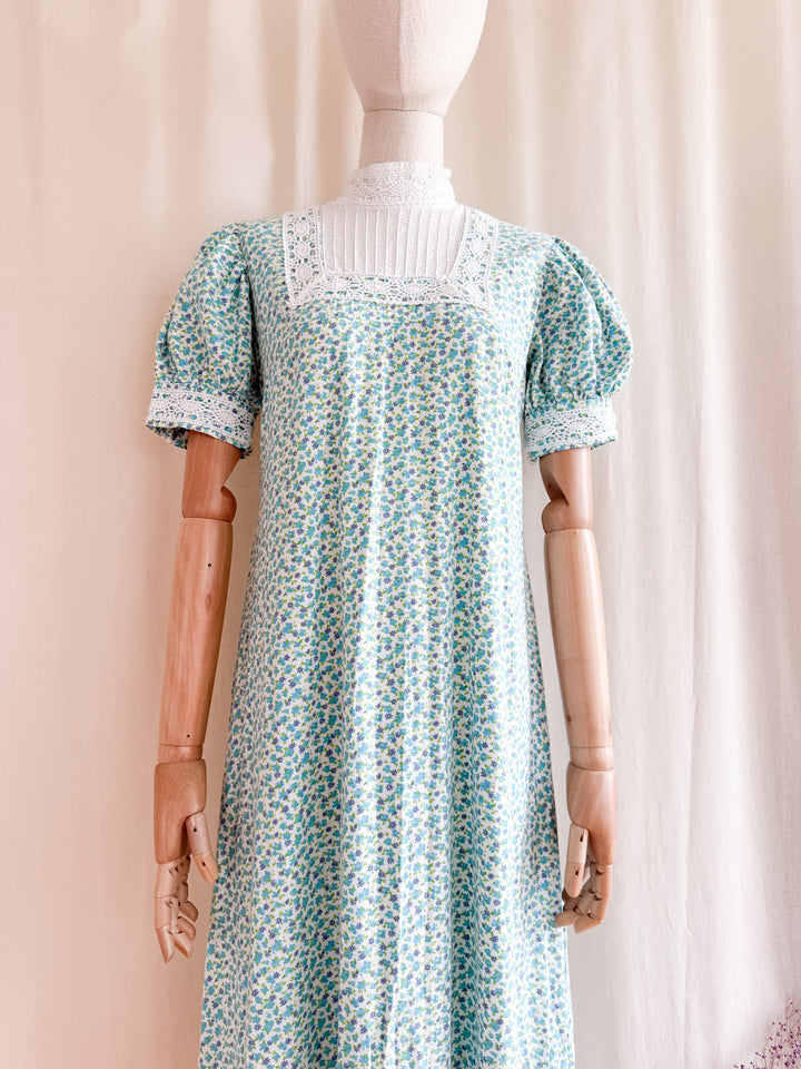 Insane 70s Floral Cotton Crochet Trim Smock Maxi Dress