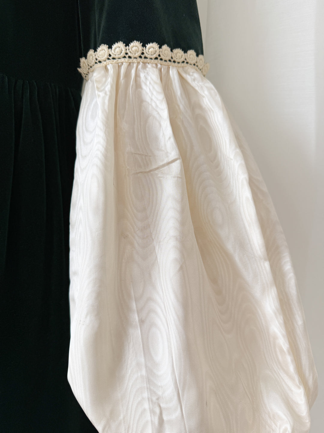 PRECIOUS 1970S MEDIEVAL REVIVAL GREEN VELVET QUAD MAXI DRESS