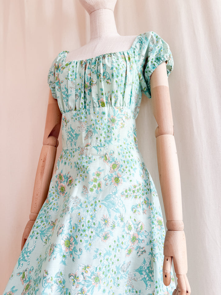 Breathtaking 70s Minty Hued Romantic Floral Maxi Dress