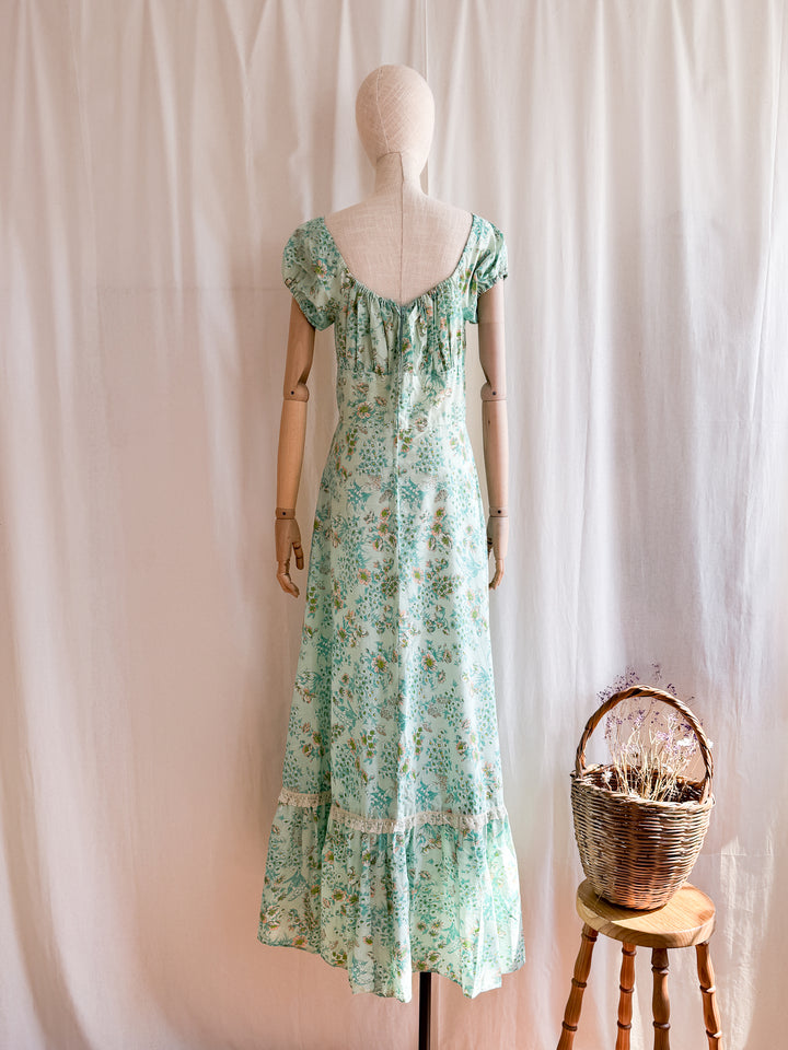 Breathtaking 70s Minty Hued Romantic Floral Maxi Dress