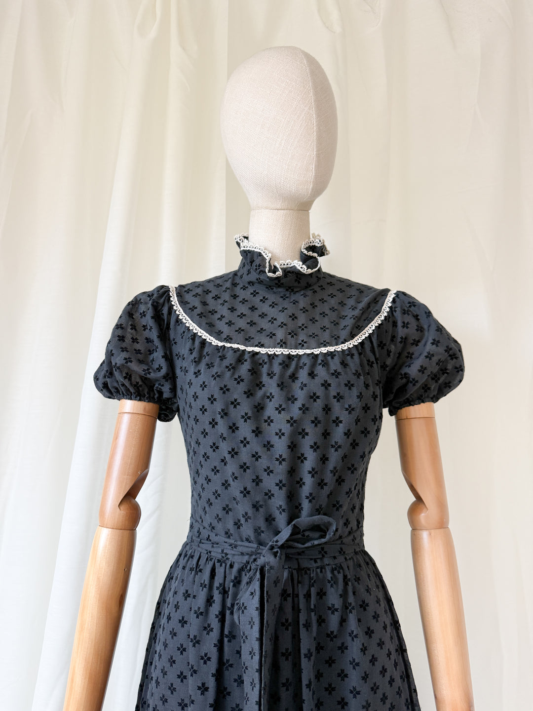 HAUNTING 1970S BLACK COTTON MAXI DRESS