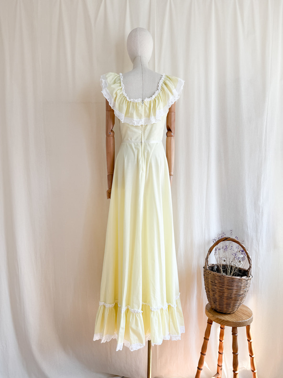 Pretty Soft Yellow Late 70s Bardot Neckline Cotton Maxi Dress