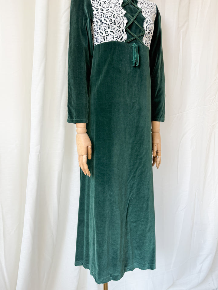 STUNNING 1970S MEDIEVAL REVIVAL GREEN VELVET MAXI DRESS
