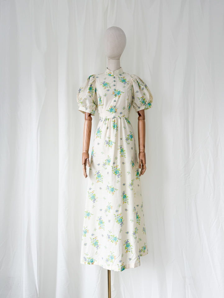Beautiful Puff Sleeve Floral Cotton 1970s Maxi Dress