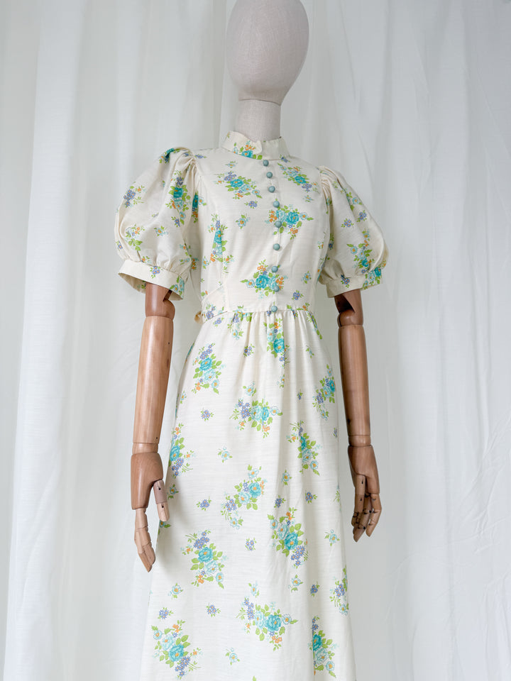 Beautiful Puff Sleeve Floral Cotton 1970s Maxi Dress