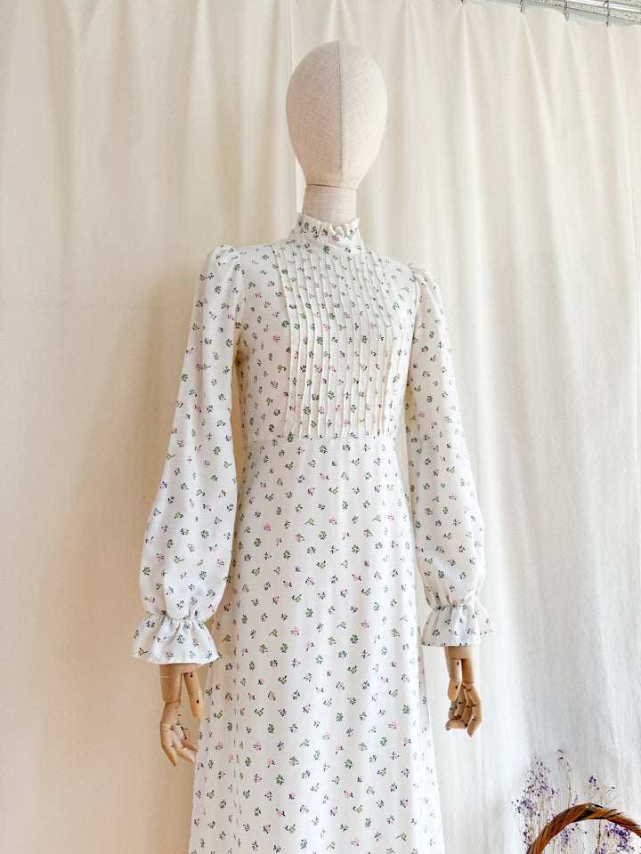 Gorgeous 70s Soft Cotton Floral Victoriana Maxi Dress by Zanie