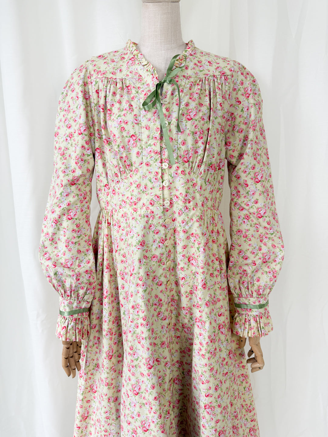 Sweet Rare Shabby Chic 1970s Cotton Midi Dress