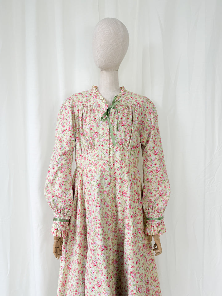 Sweet Rare Shabby Chic 1970s Cotton Midi Dress