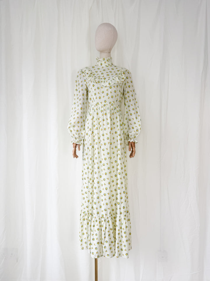 Delicate Beautiful 1970s Floral Cotton Maxi Dress