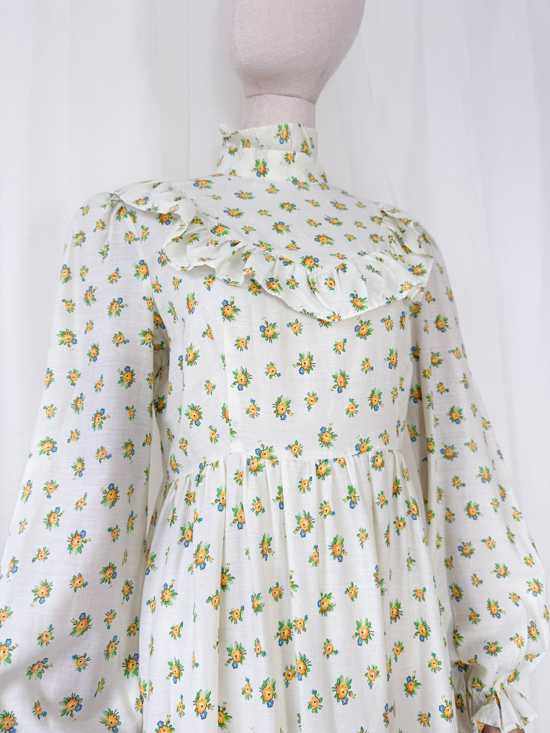 Delicate Beautiful 1970s Floral Cotton Maxi Dress