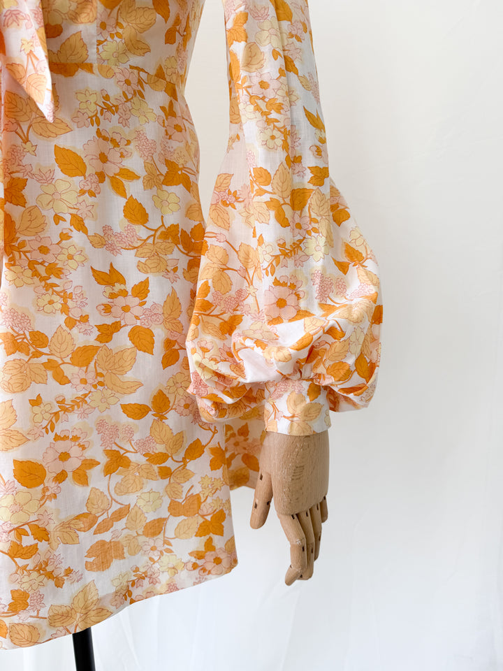 Incredible Precious 1960s Ann Reeves Bishop Sleeve Cotton Mini Dress