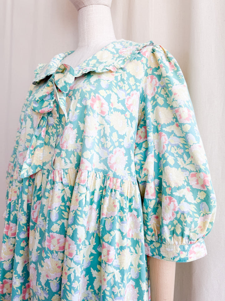 Insane 80s Oversized Smock Floral Cotton Midi Dress by Laura Ashley