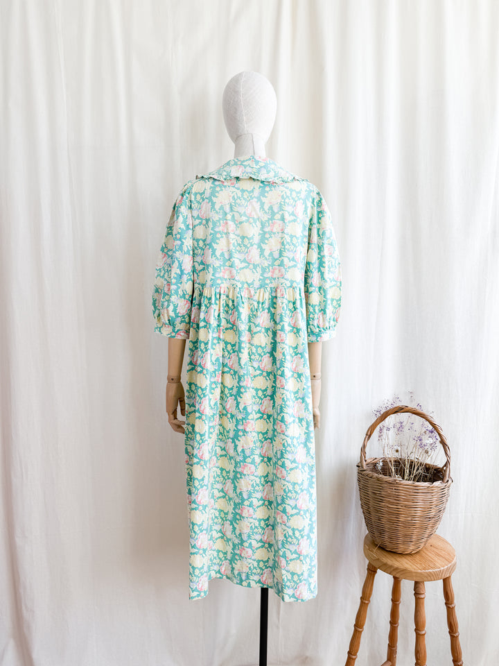 Insane 80s Oversized Smock Floral Cotton Midi Dress by Laura Ashley